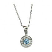 Stříbrný řetízek s modrým přívěskem Antiques Prague Cinolter v hodnotě 2 000 Kč